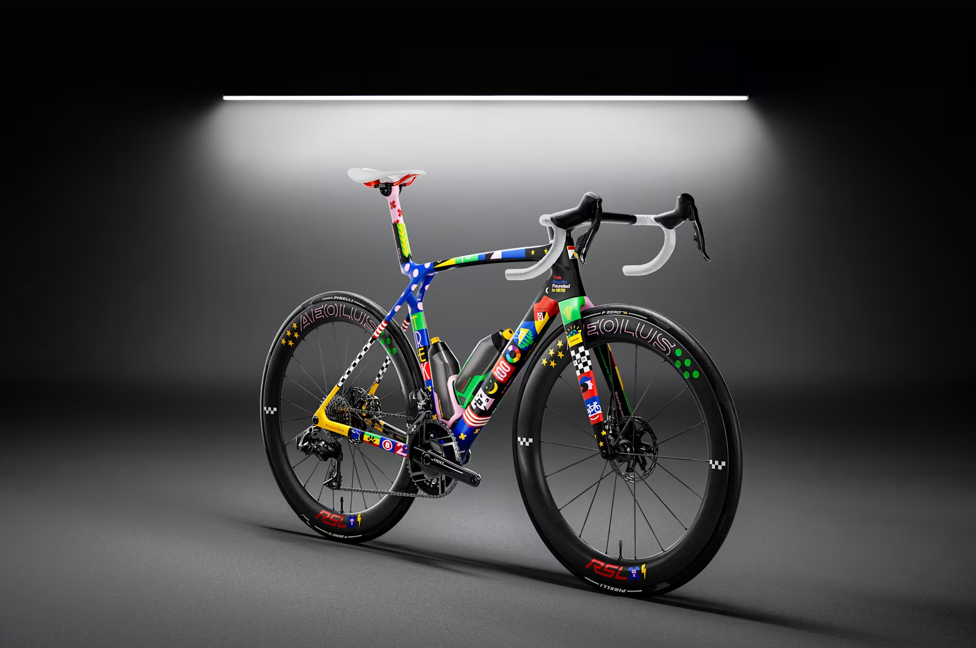 Madone SLR 9 AXS Gen 8 - The First 50 ICON